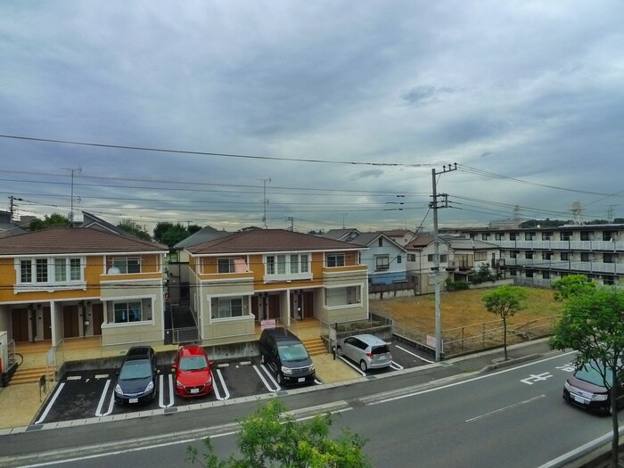 物件内観写真20　(室内からの展望)