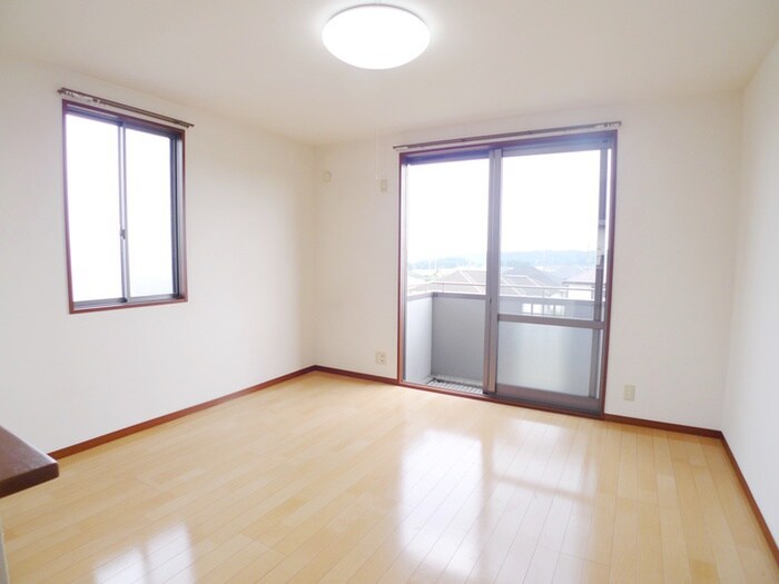 物件内観写真8　(居室)