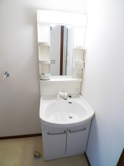 物件内観写真11　(洗面)