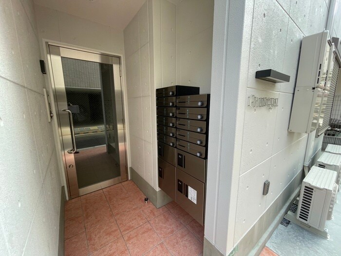 物件外観写真4　(建物設備)