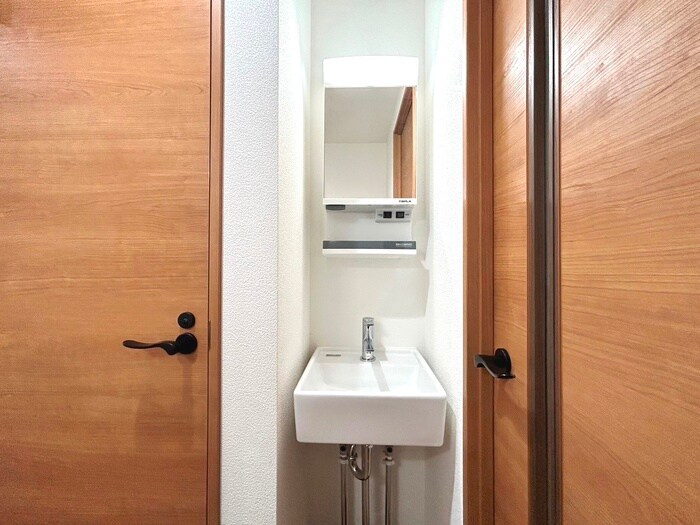 物件内観写真12　(洗面)