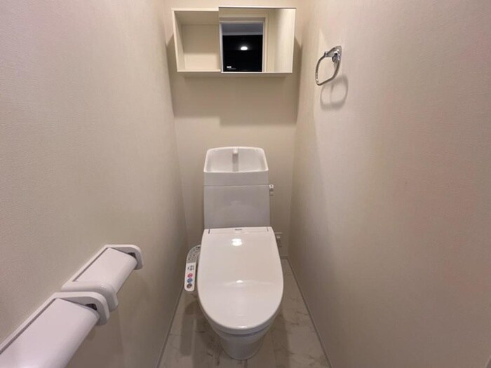 物件内観写真11　(トイレ)