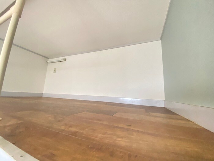 物件内観写真9　(ロフト)