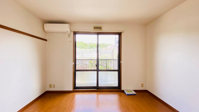 物件内観写真18　(居室)