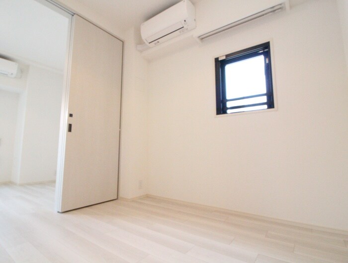 物件内観写真12　(居室)