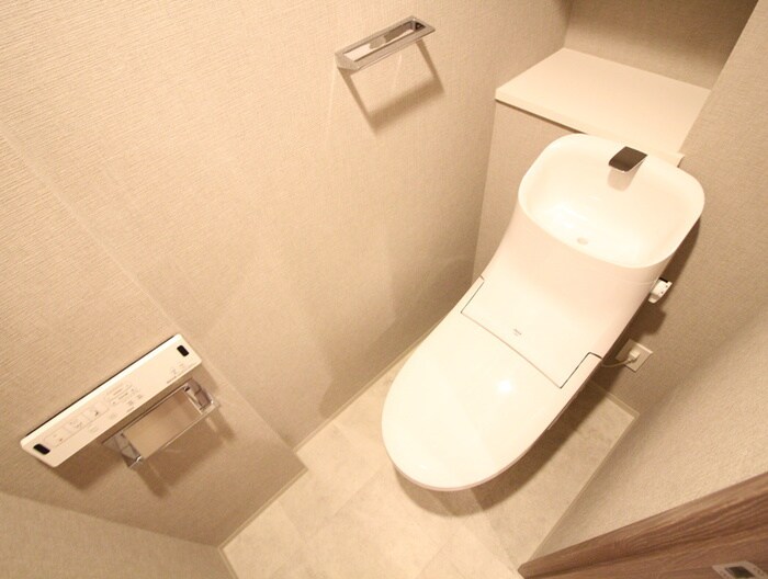 物件内観写真15　(トイレ)