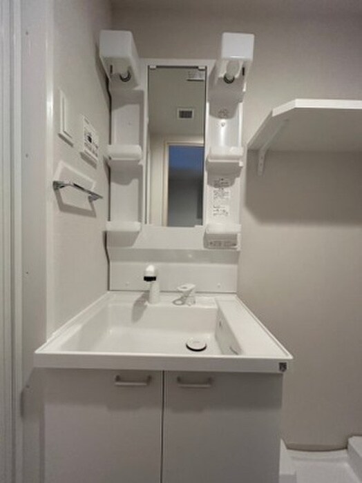 物件内観写真9　(洗面)