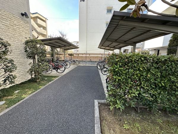 駐輪場