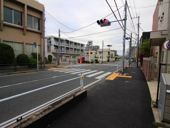 物件外観写真6　(周辺環境)