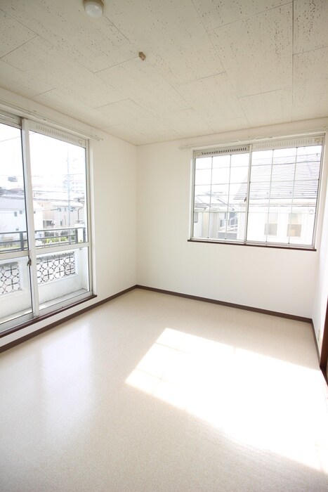 物件内観写真7　(居室)