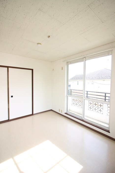 物件内観写真10　(居室)