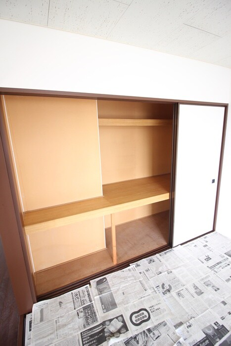 物件内観写真18　(収納)