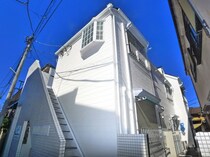 プラザドゥブラーハムの外観写真