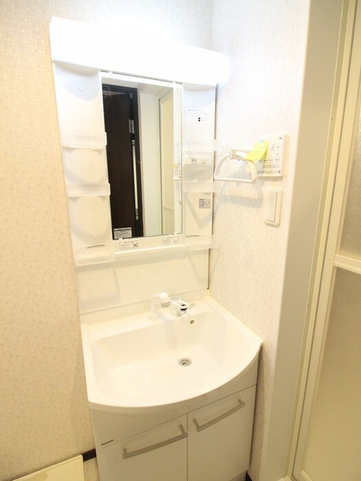 物件内観写真11　(洗面)