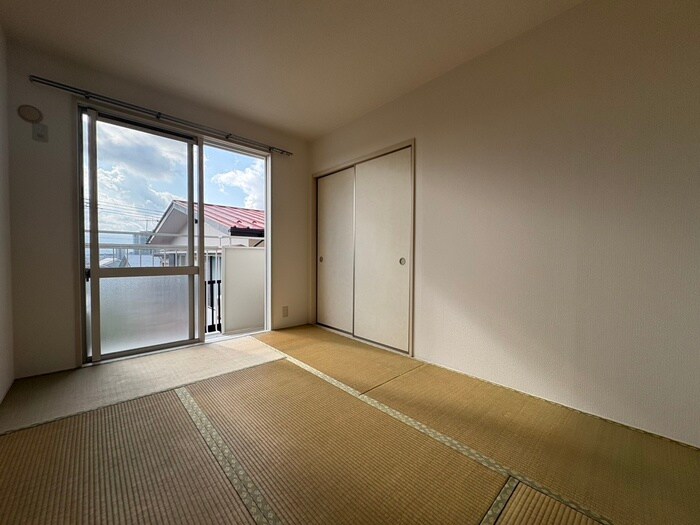 物件内観写真9　(居室)