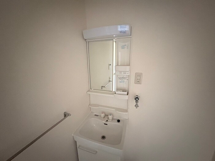 物件内観写真13　(洗面)