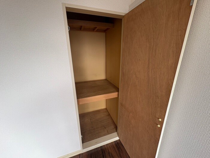 物件内観写真20　(収納)