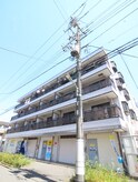 クレッセントハウス