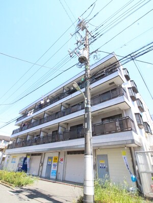 クレッセントハウス外観写真