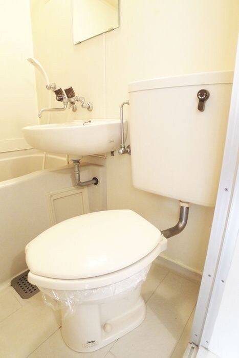 物件内観写真14　(トイレ)