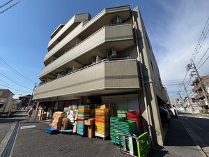 グレイスコート三園外観写真