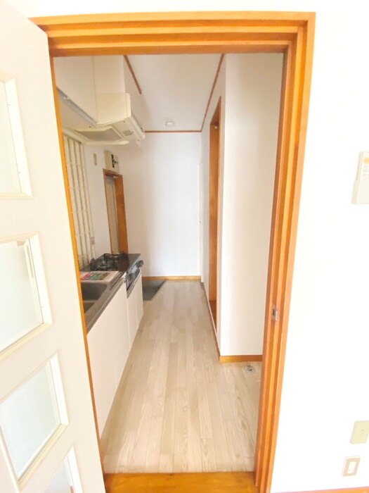 物件内観写真18　(廊下)