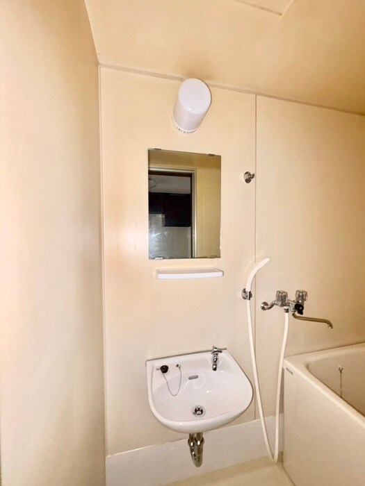 物件内観写真16　(洗面)