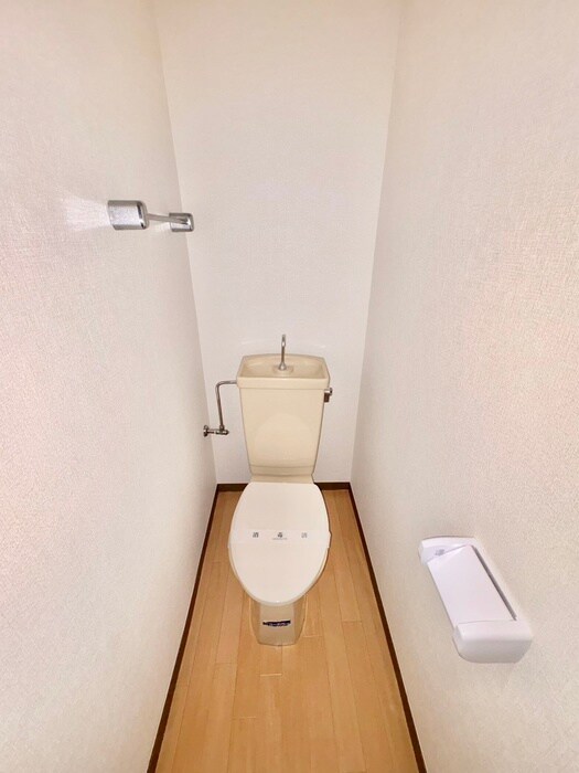 物件内観写真17　(トイレ)