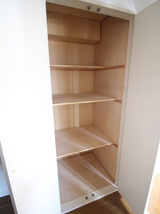 物件内観写真19　(収納)