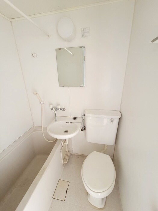 物件内観写真11　(トイレ)