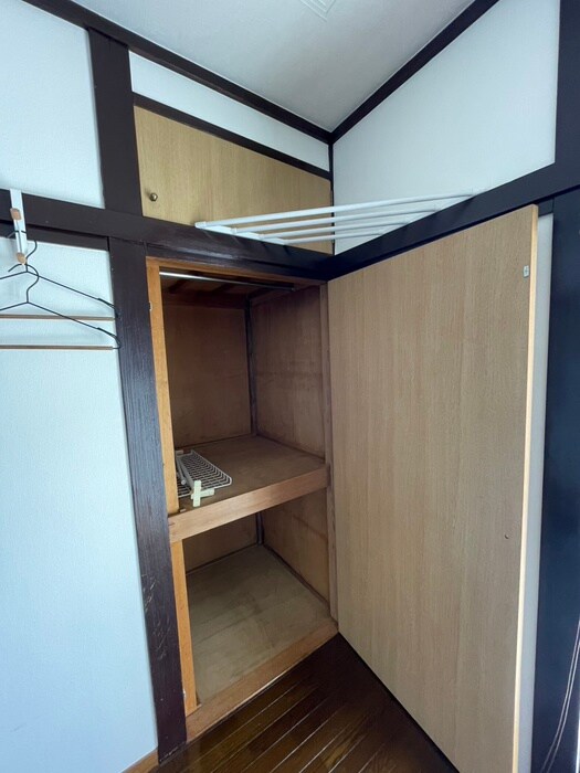 物件内観写真12　(収納)