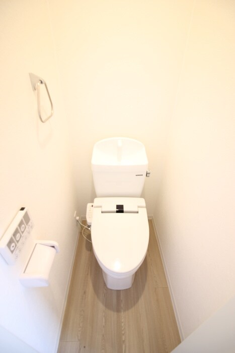 物件内観写真12　(トイレ)