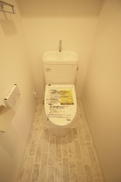 物件内観写真12　(トイレ)