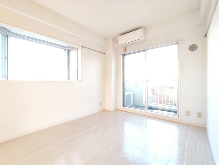 物件内観写真4　(居室)