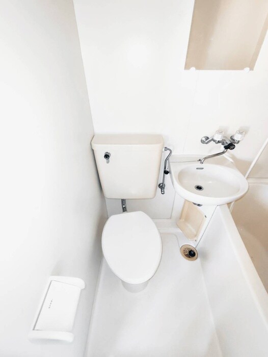 物件内観写真9　(トイレ)