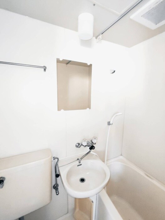 物件内観写真10　(洗面)