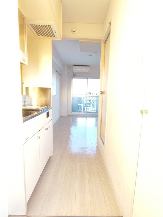 物件内観写真16　(廊下)