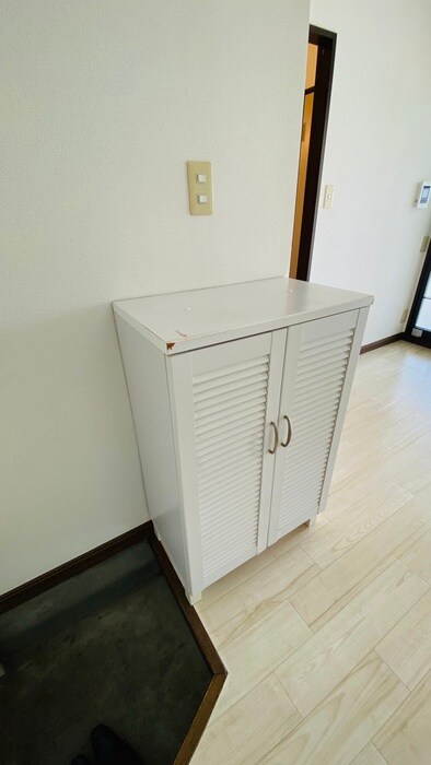 物件内観写真9　(靴箱)