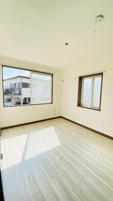 物件内観写真16　(居室)