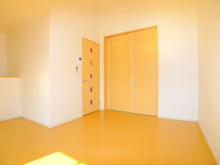 物件内観写真9　(居室)