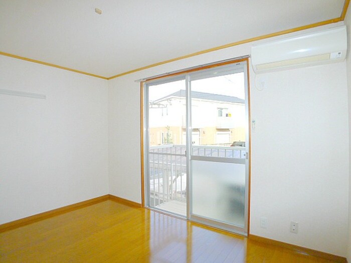 物件内観写真11　(居室)