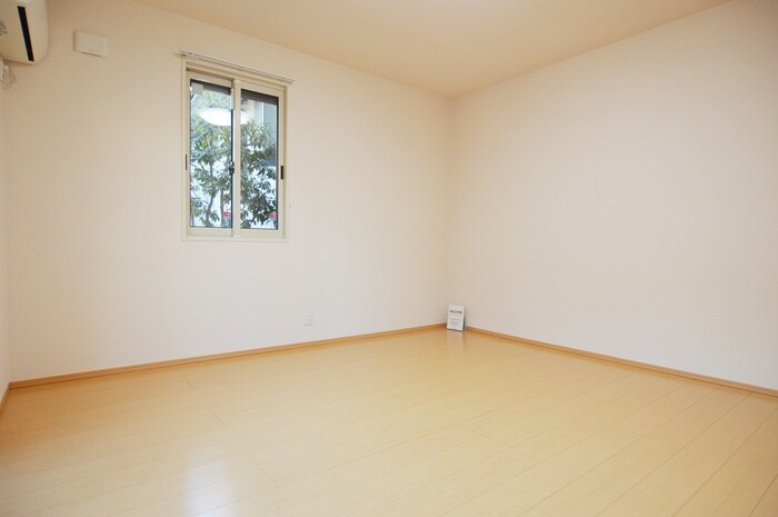 物件内観写真22　(居室)