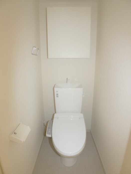 物件内観写真13　(トイレ)