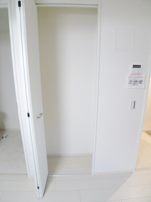 物件内観写真20　(収納)