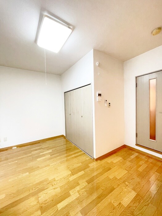 物件内観写真21　(廊下)