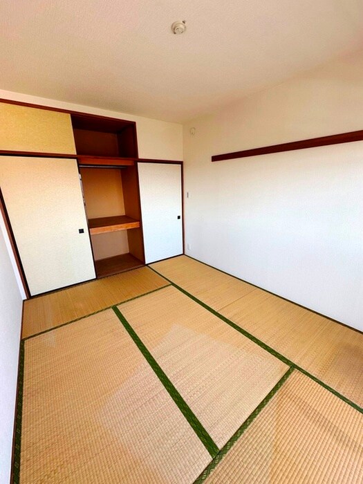 物件内観写真11　(収納)