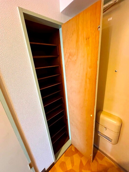 物件内観写真14　(靴箱)