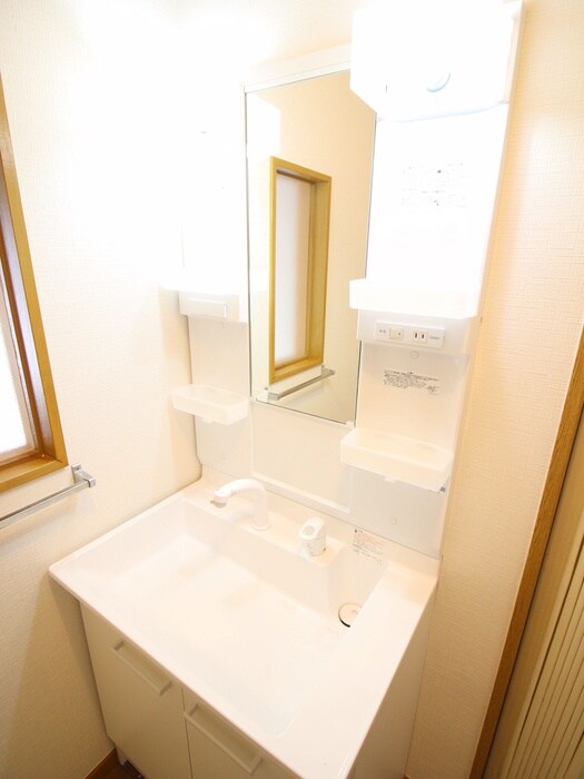 物件内観写真10　(洗面)