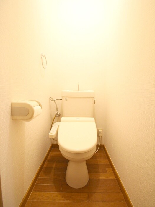 物件内観写真11　(トイレ)