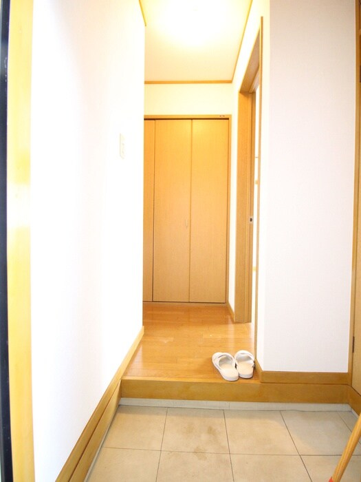 物件内観写真17　(玄関)